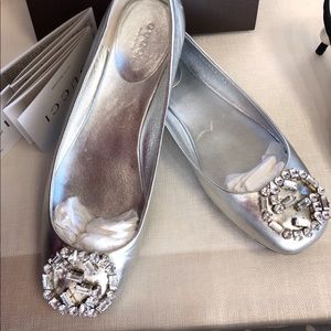 Gucci Silver Metallic Flats
